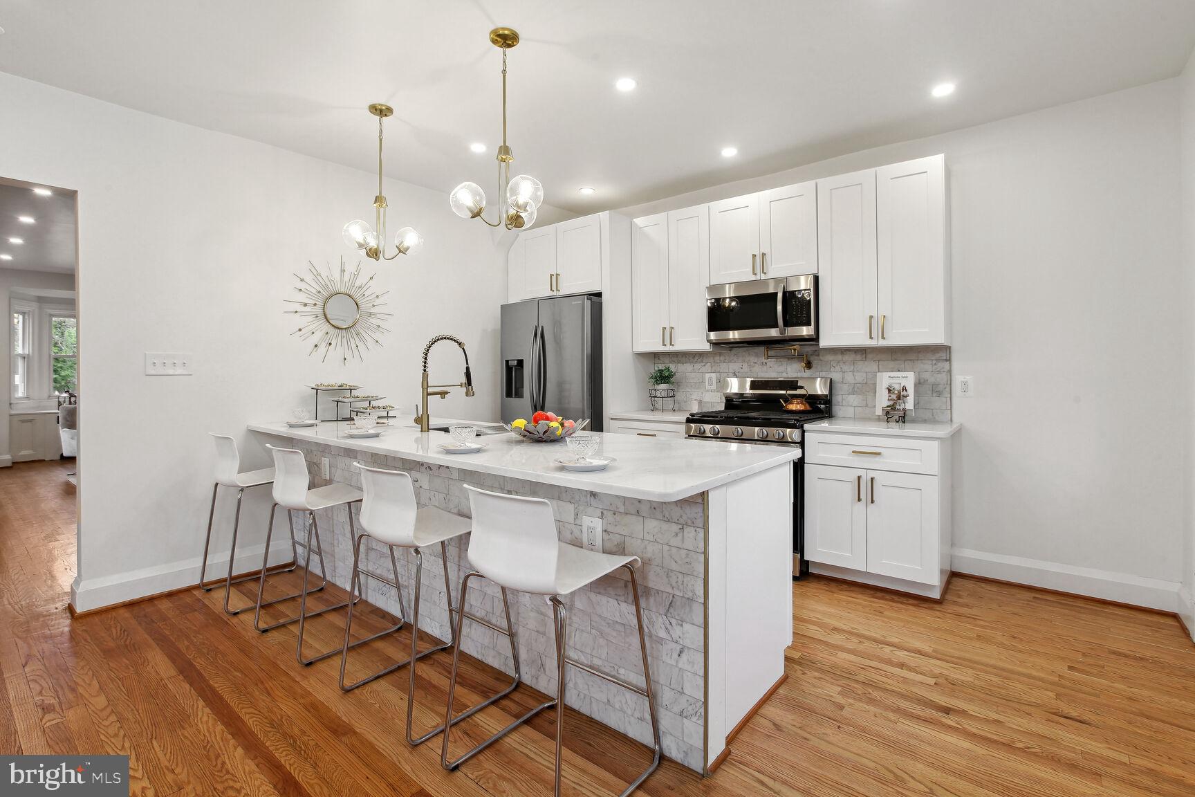 4024 Garrison Boulevard Baltimore, MD 21215 - Photo 11 of 40
