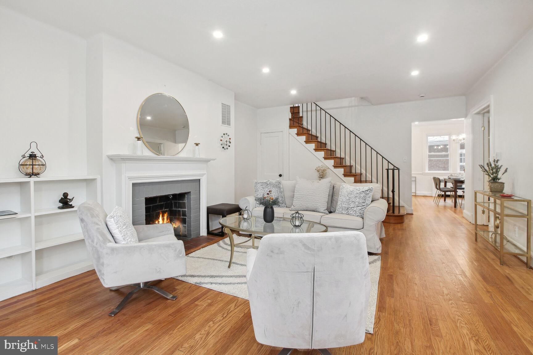 4024 Garrison Boulevard Baltimore, MD 21215 - Photo 6 of 40