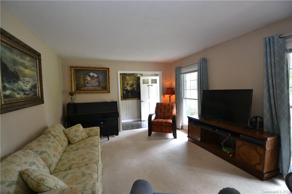 406 Willow Road Salisbury, NC 28147 - Photo 5 of 31