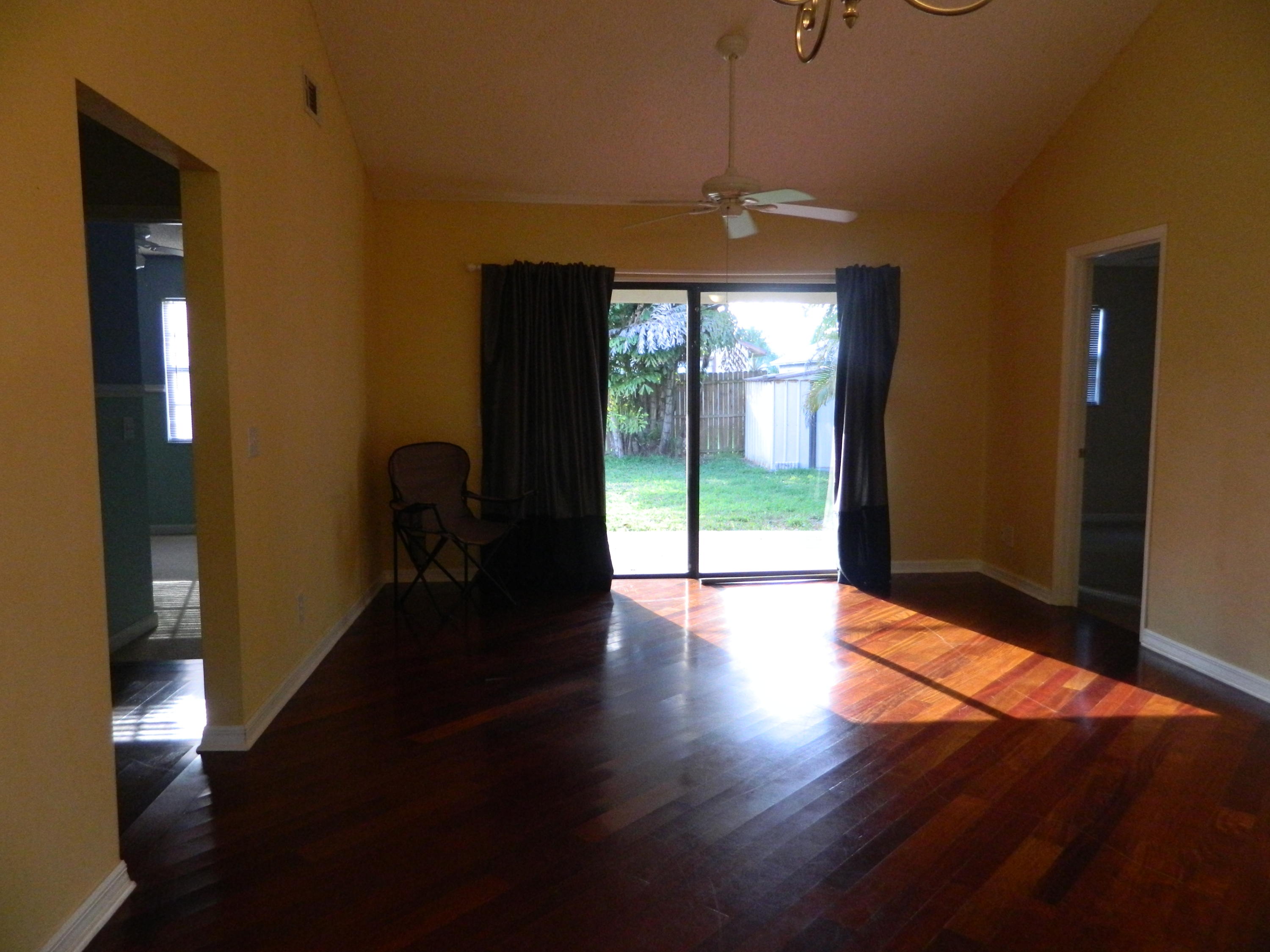 5854 Southeast Mitzi Lane Stuart, FL 34997 - Photo 2 of 18 Living Area