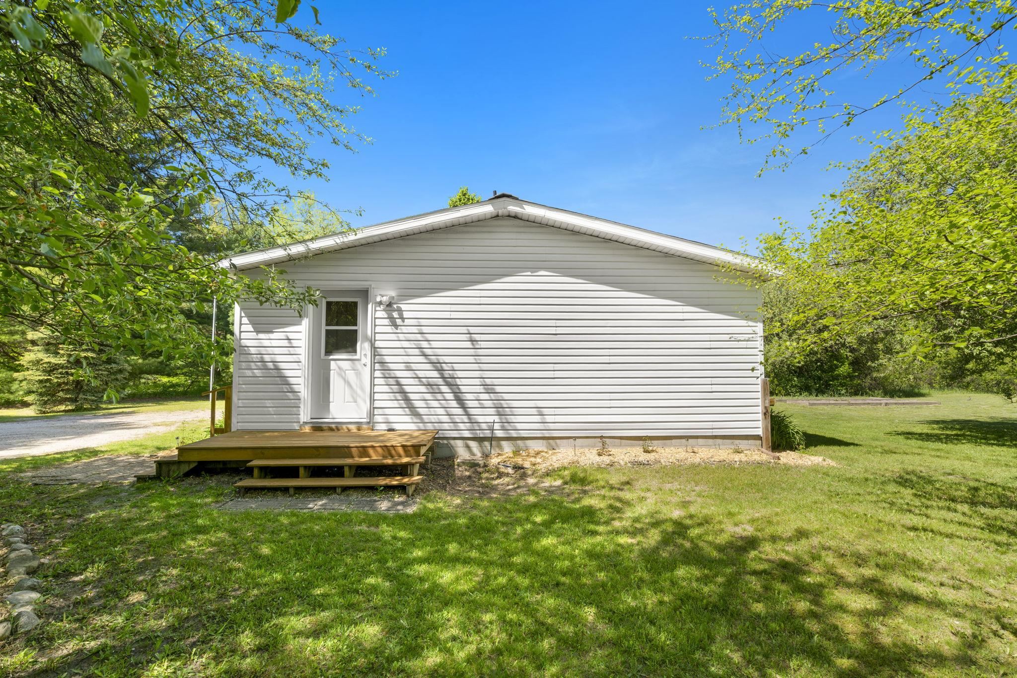 1741 North Haze Road Beulah, MI 49617 - Photo 33 of 50