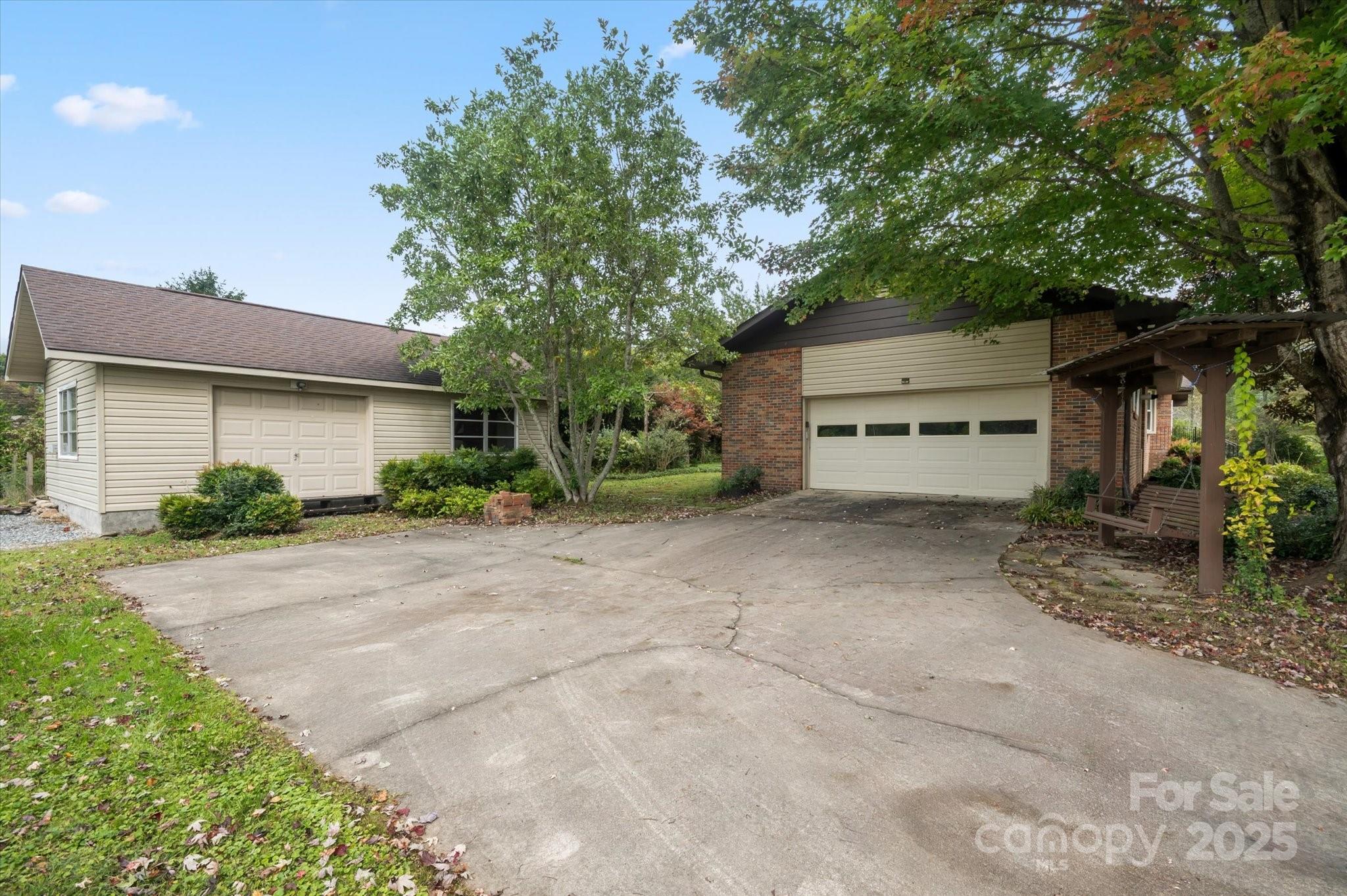 196 Broadview Circle Brevard, NC 28712 - Photo 34 of 45