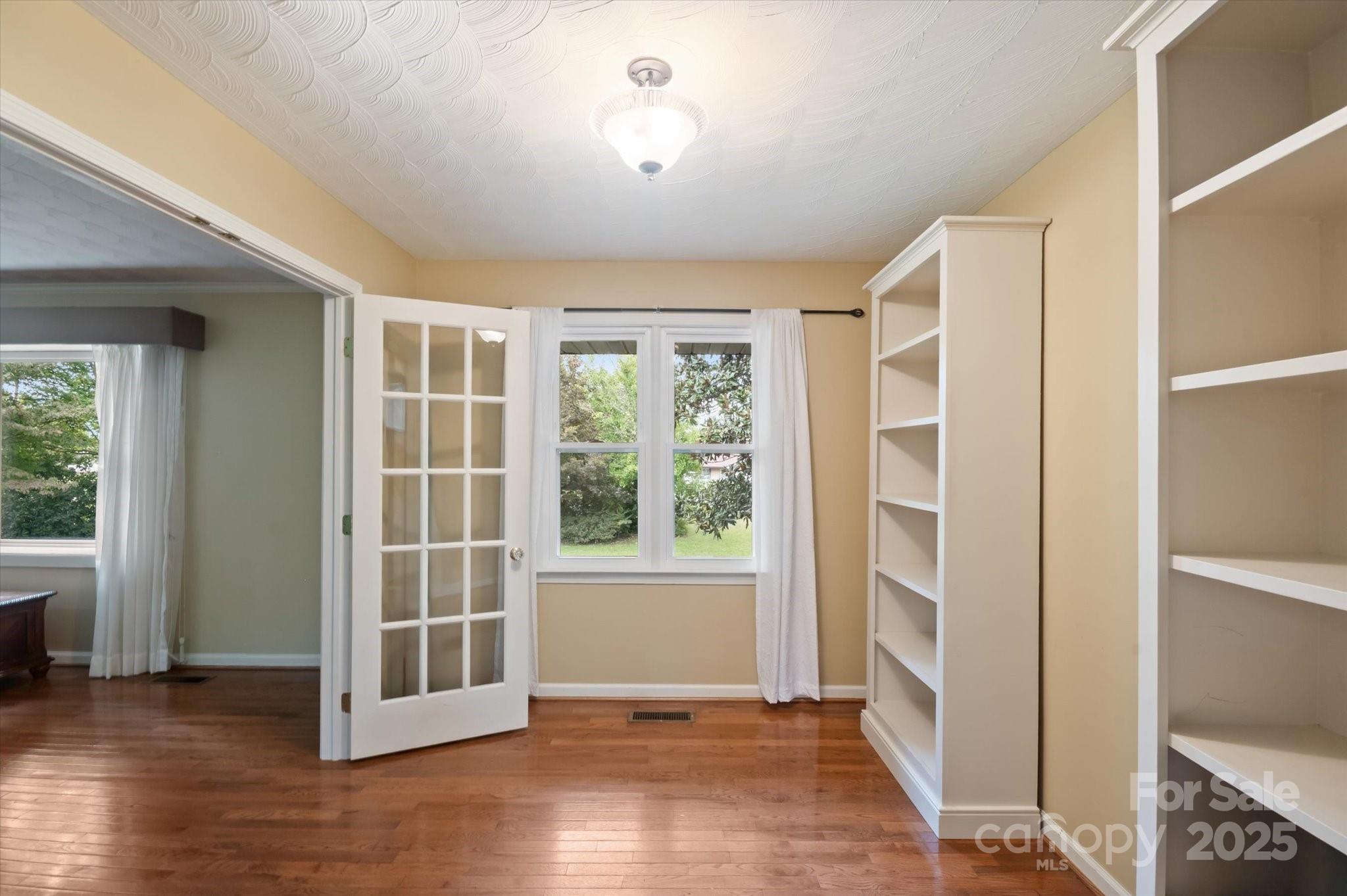 196 Broadview Circle Brevard, NC 28712 - Photo 6 of 45