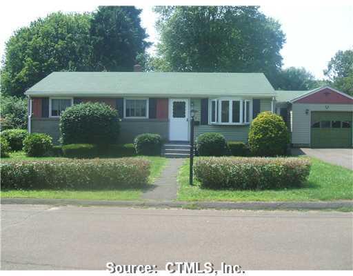 19 Meadowbrook Road Middletown, CT 06457 - Photo 1 of 1 Exterior Front.