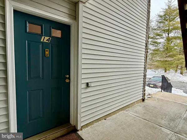 $2,195 | 14 Mimosa Court, Lawrence Township, NJ 08648