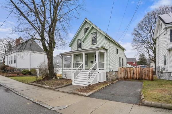 $3,800 | 16 Gordon Street, Unit 16, Malden, MA 02148