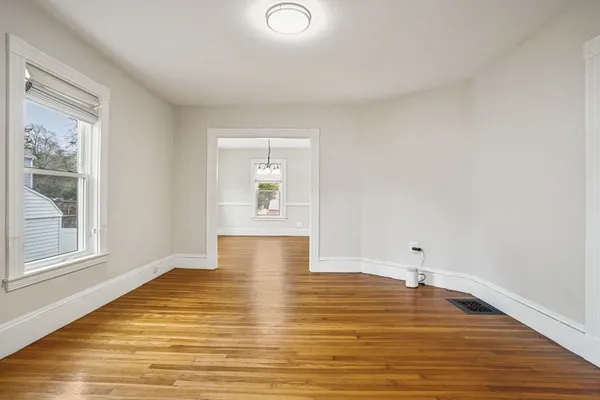 $3,800 | 16 Gordon Street, Unit 16, Malden, MA 02148