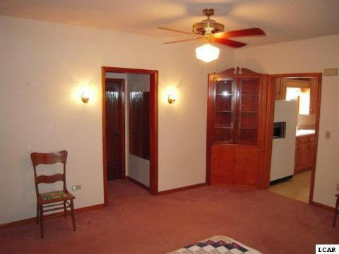 4321 Holloway Road Adrian, MI 49221 - Photo 7 of 15 947424-6.JPG