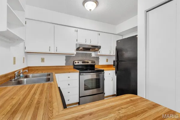 $49,900 | 1514 Summer Run Drive, Unit 308, Florissant, MO 63033