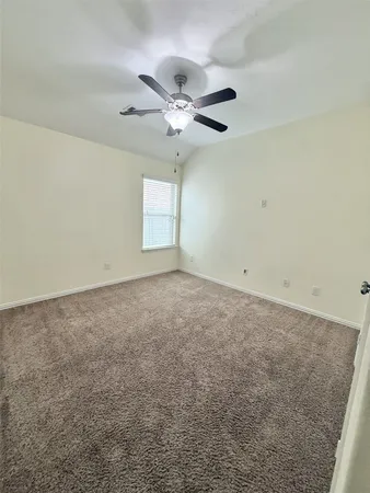 $2,500 | 2704 Camden Hills Lane, Pearland, TX 77089
