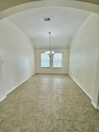 $2,500 | 2704 Camden Hills Lane, Pearland, TX 77089