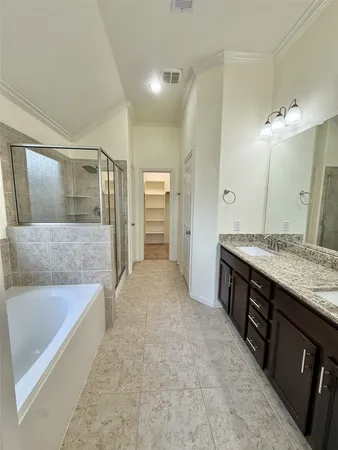 $2,500 | 2704 Camden Hills Lane, Pearland, TX 77089