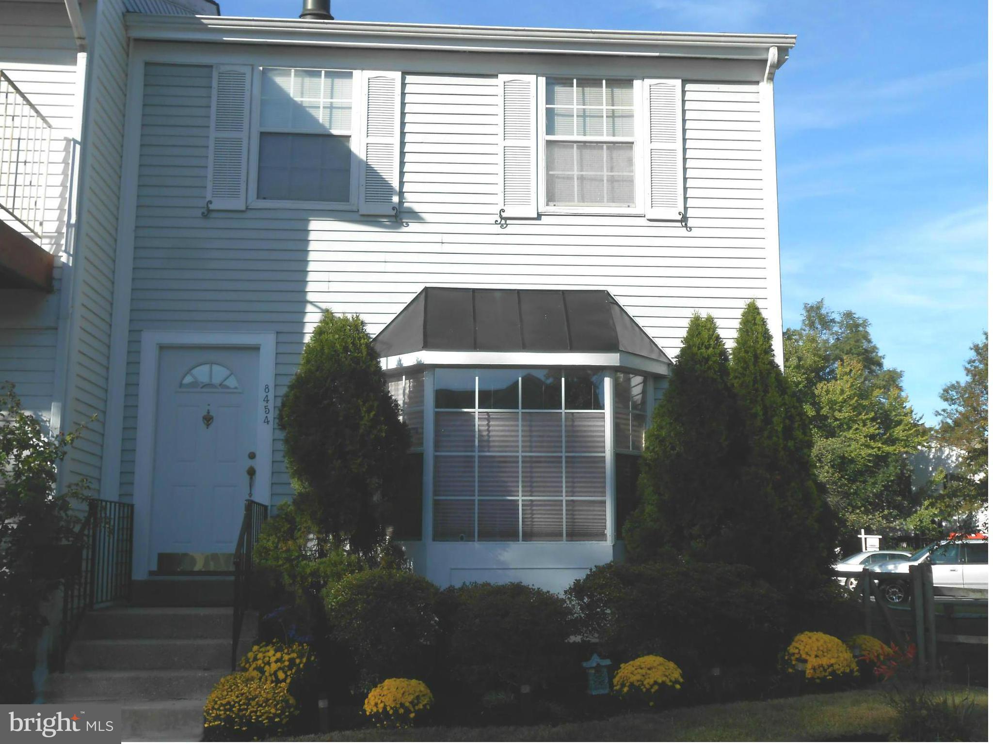 8454 Snowden Oaks Place Laurel, MD 20708 - Photo 2 of 17 Exterior (Front)