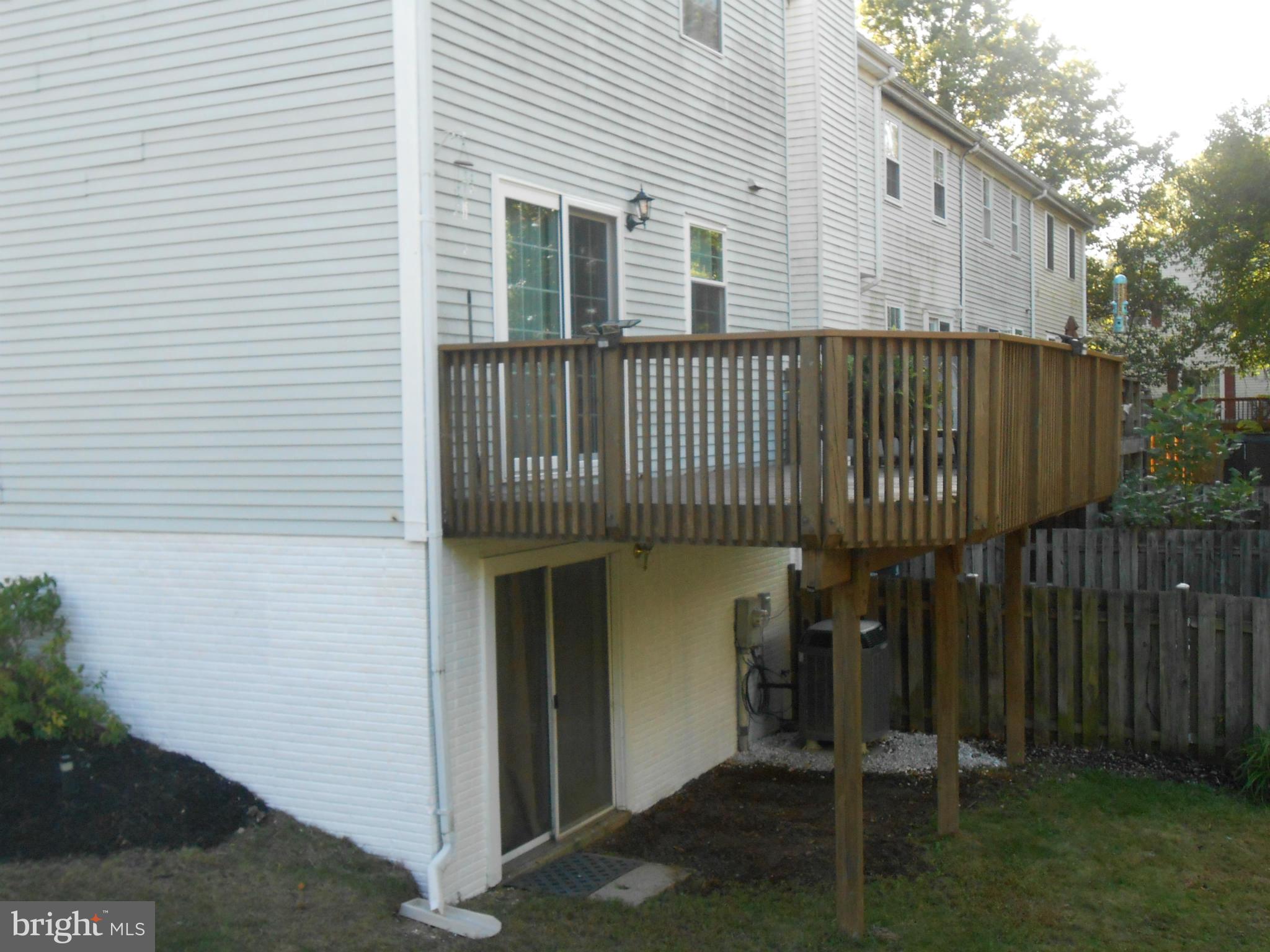 8454 Snowden Oaks Place Laurel, MD 20708 - Photo 16 of 17 Exterior (Rear)