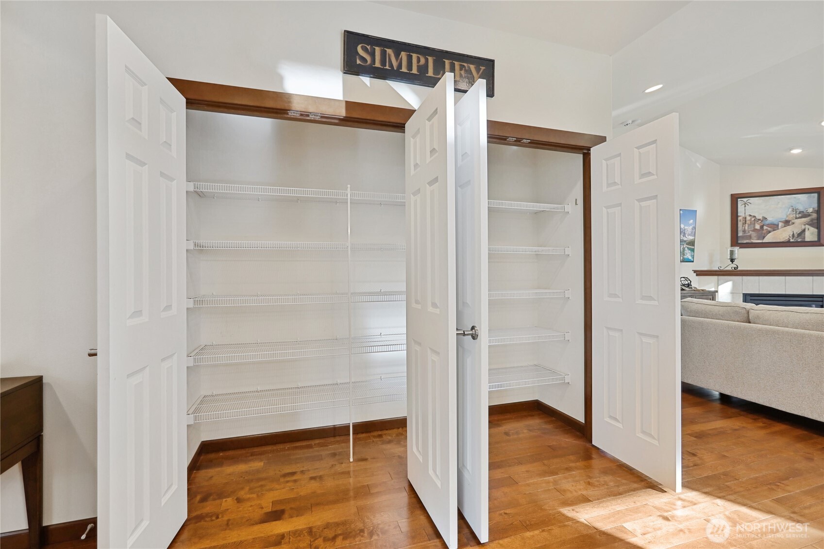 1056 Chestnut Loop Mount Vernon, WA 98274 - Photo 10 of 26 Gallery Image 10