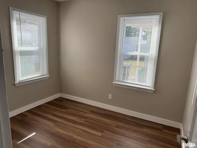 $875 | 3803 Pearl Avenue, Davenport, IA 52802