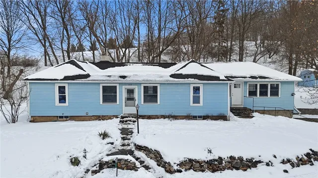 $284,900 | 122 Harloff Road, Mendon, NY 14472
