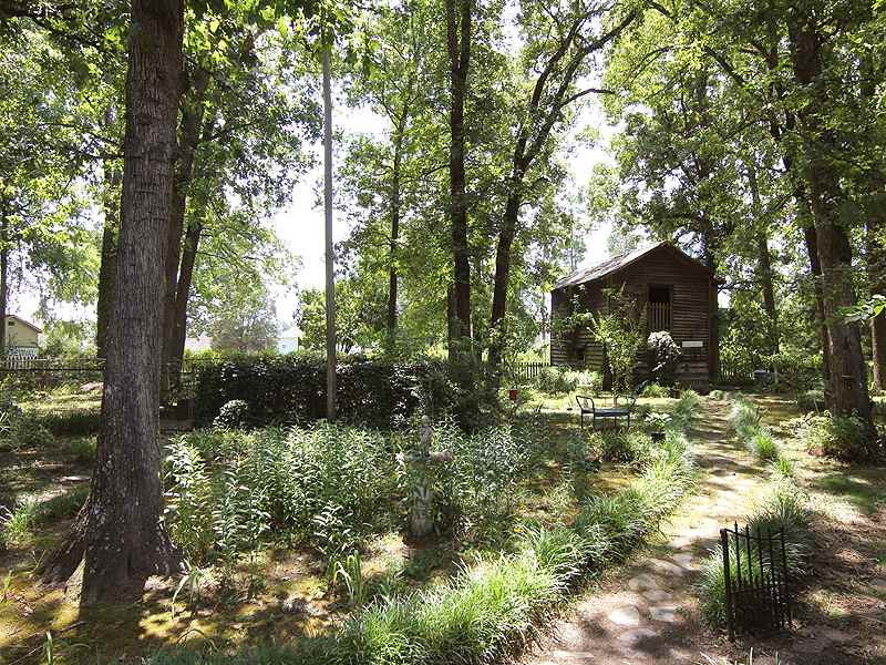4606 Holloman Road Durham, NC 27703 - Photo 12 of 13 Photo 12