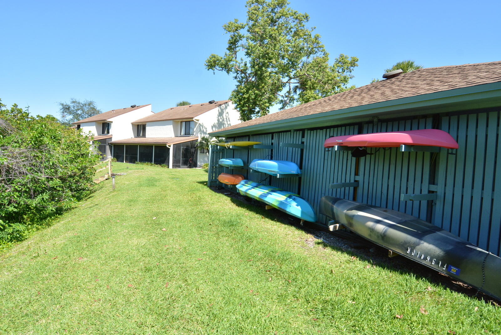 950 South Kanner Highway, Unit TH9 Stuart, FL 34994 - Photo 44 of 51 a view of a house with a yard