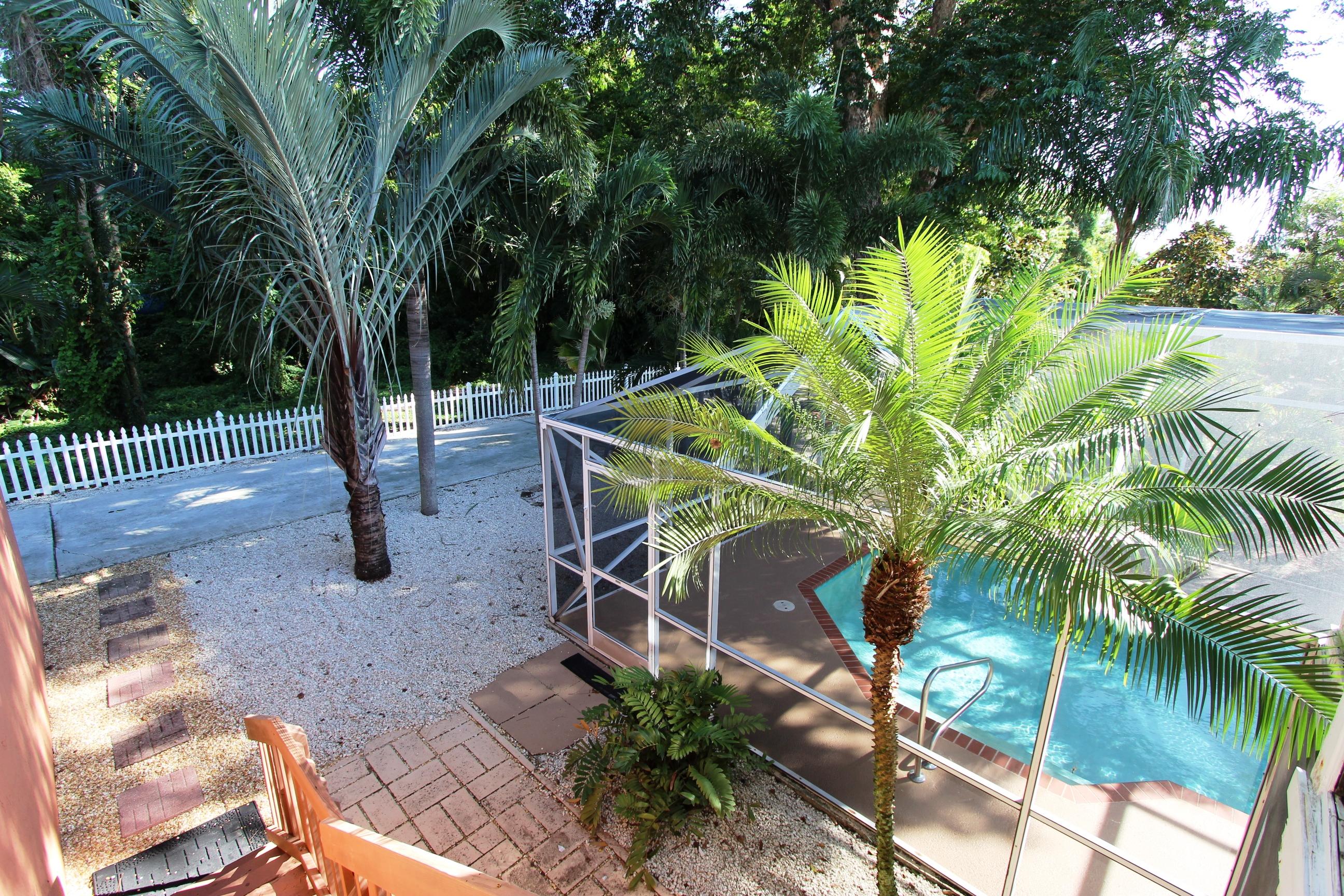 6640 High Ridge Road Lake Worth, FL 33462 - Photo 28 of 46 Driveway & Pool