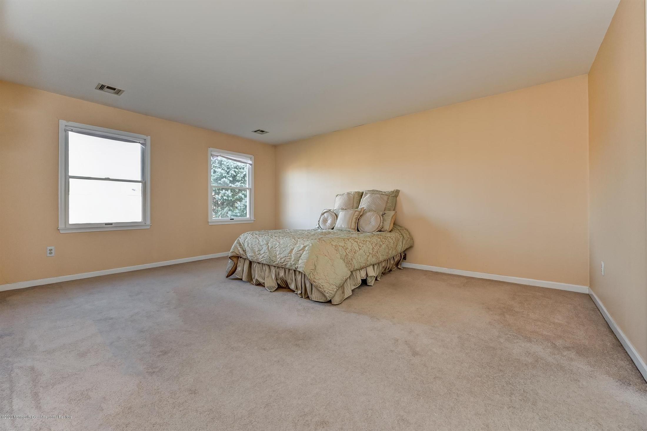 21 Yellow Brook Road Holmdel, NJ 07733 - Photo 16 of 23 Master Bedroom