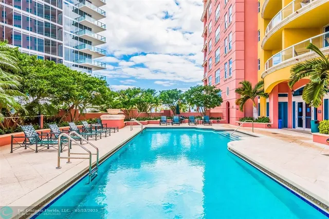 $2,499,000 | 2100 North Ocean Boulevard, Unit 15B, Fort Lauderdale, FL 33305