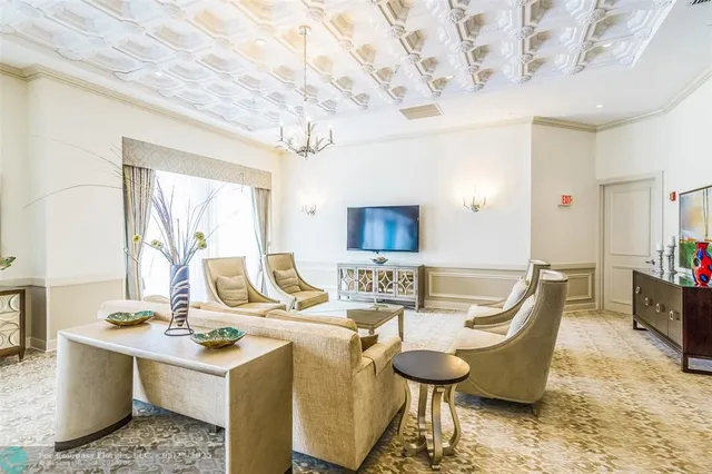 $2,499,000 | 2100 North Ocean Boulevard, Unit 15B, Fort Lauderdale, FL 33305