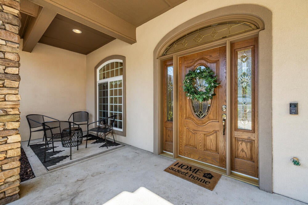 6246SanderlingRd-1