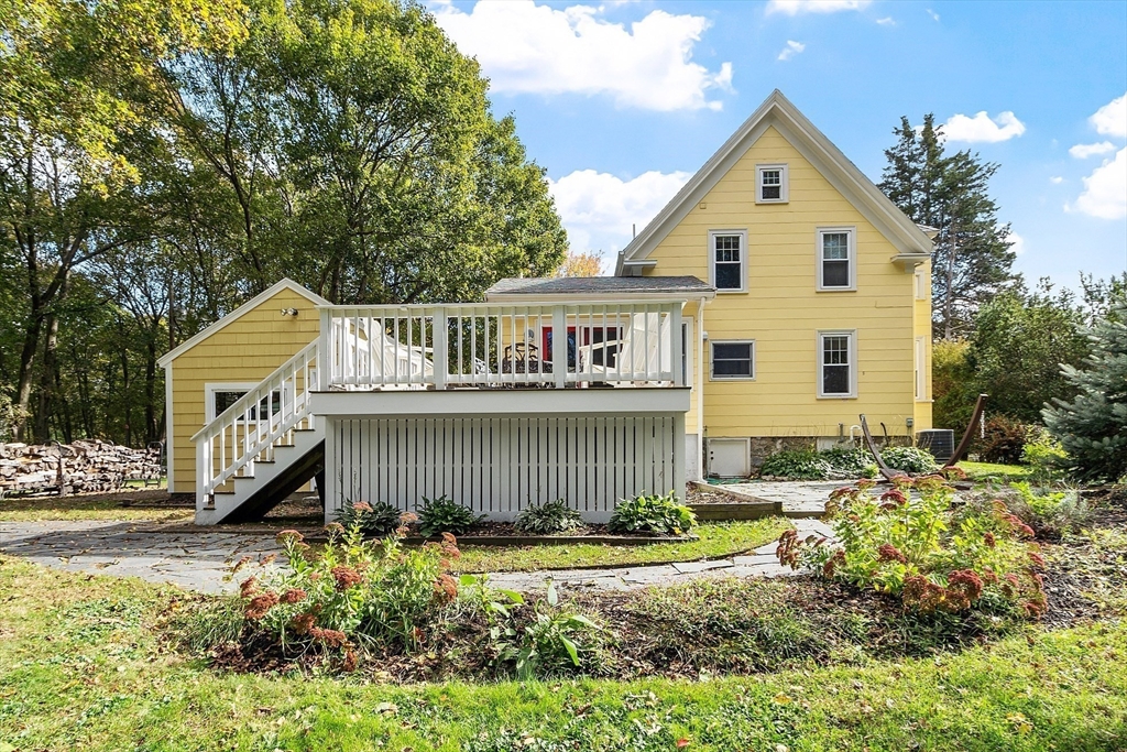 52 Maple Street Hamilton, MA 01982 - Photo 32 of 42