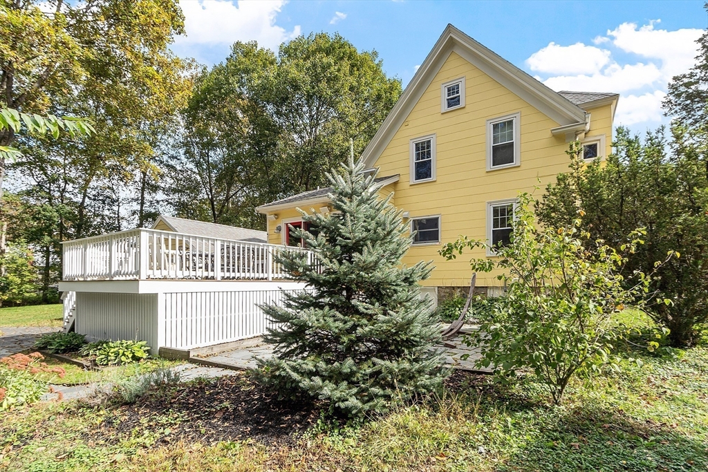 52 Maple Street Hamilton, MA 01982 - Photo 33 of 42