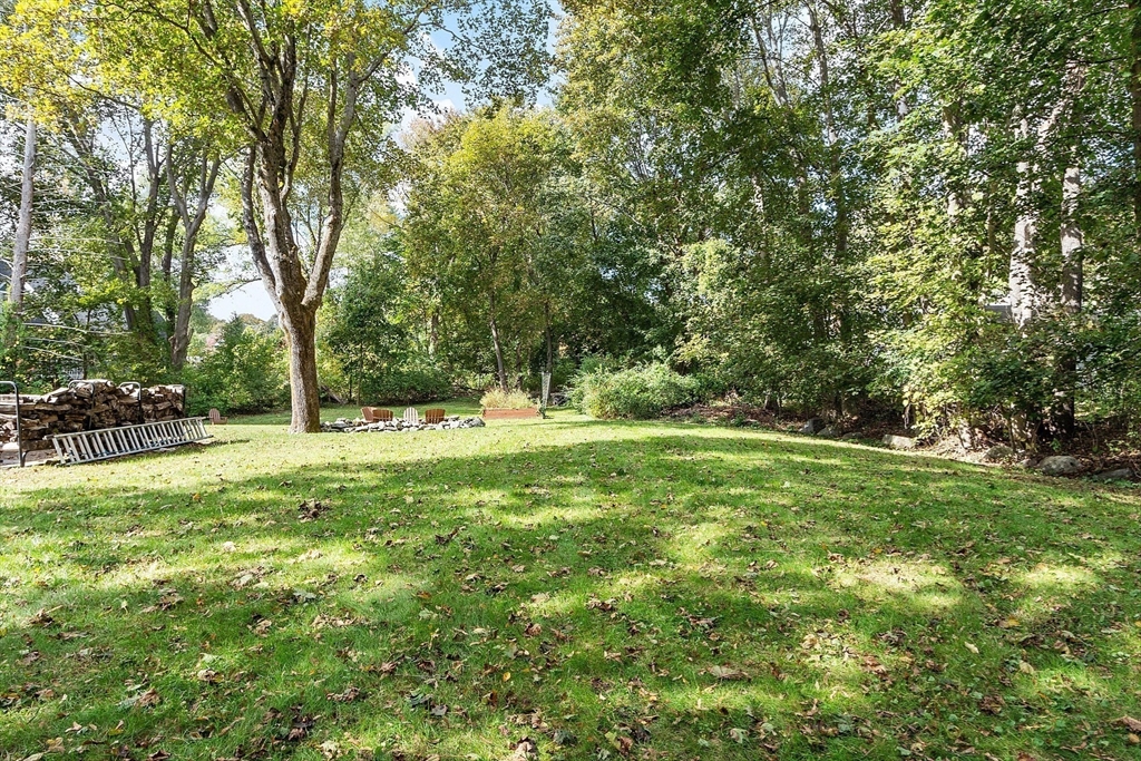 52 Maple Street Hamilton, MA 01982 - Photo 38 of 42