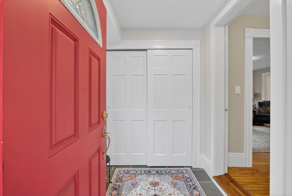 52 Maple Street Hamilton, MA 01982 - Photo 5 of 42