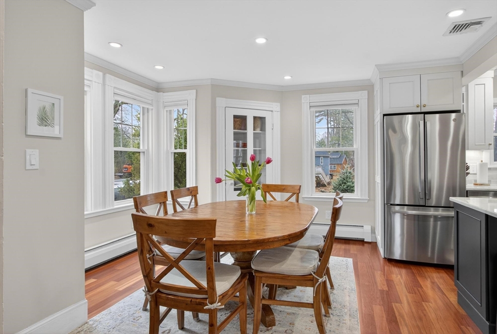 52 Maple Street Hamilton, MA 01982 - Photo 10 of 42