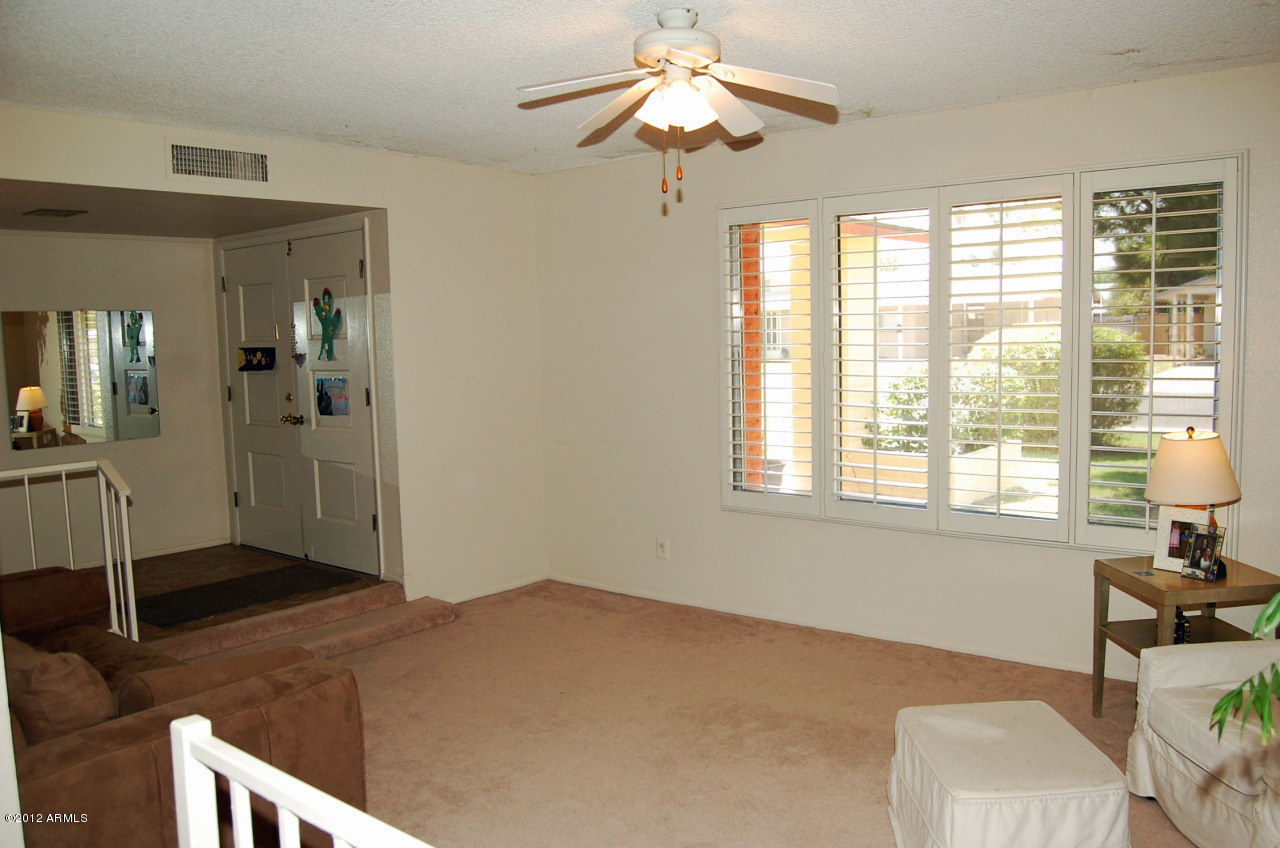 4521 South Terrace Road Tempe, AZ 85282 - Photo 17 of 25 ABZP2G_still_lr