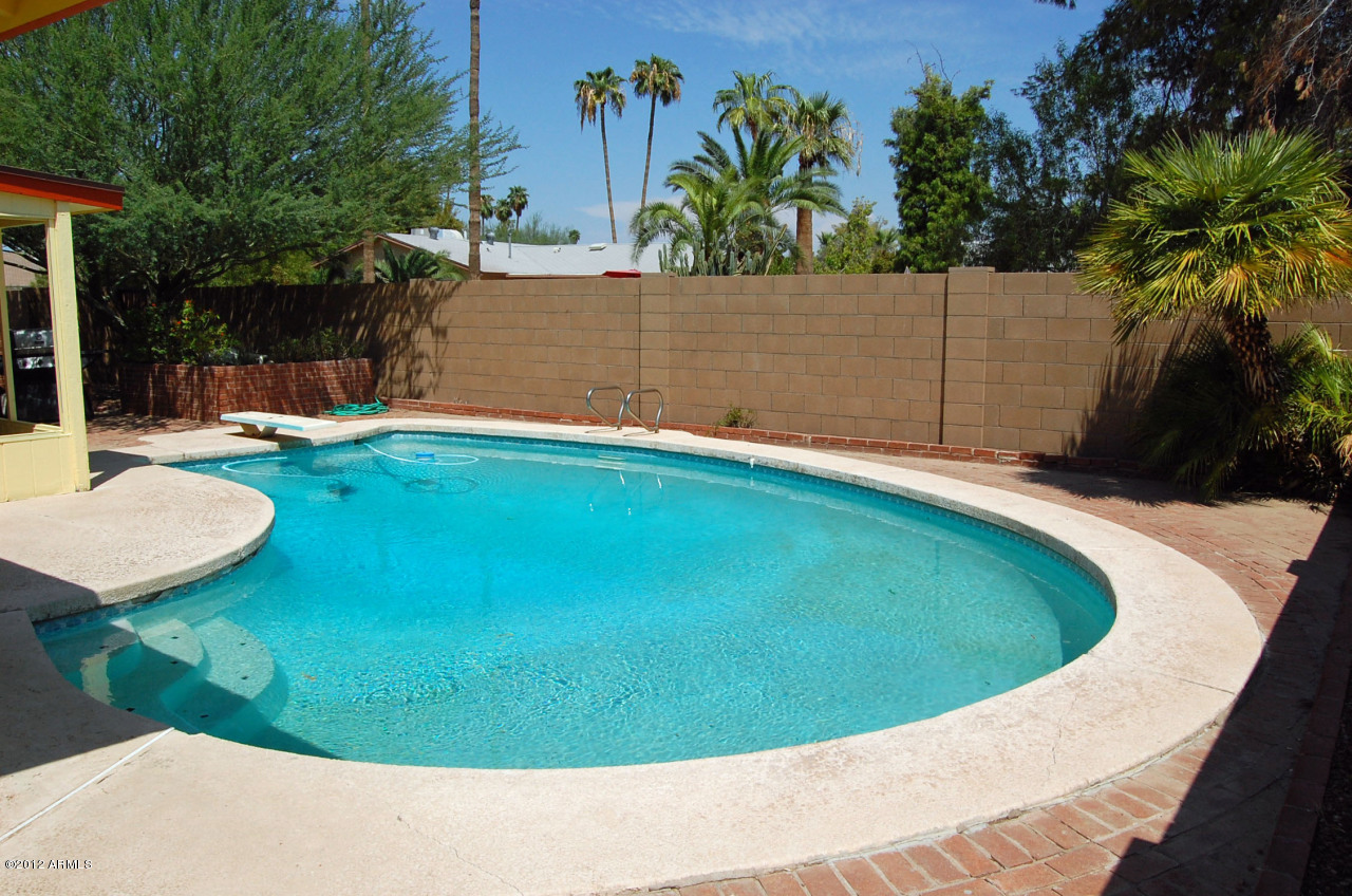 4521 South Terrace Road Tempe, AZ 85282 - Photo 23 of 25 ABZP2G_still_pool2