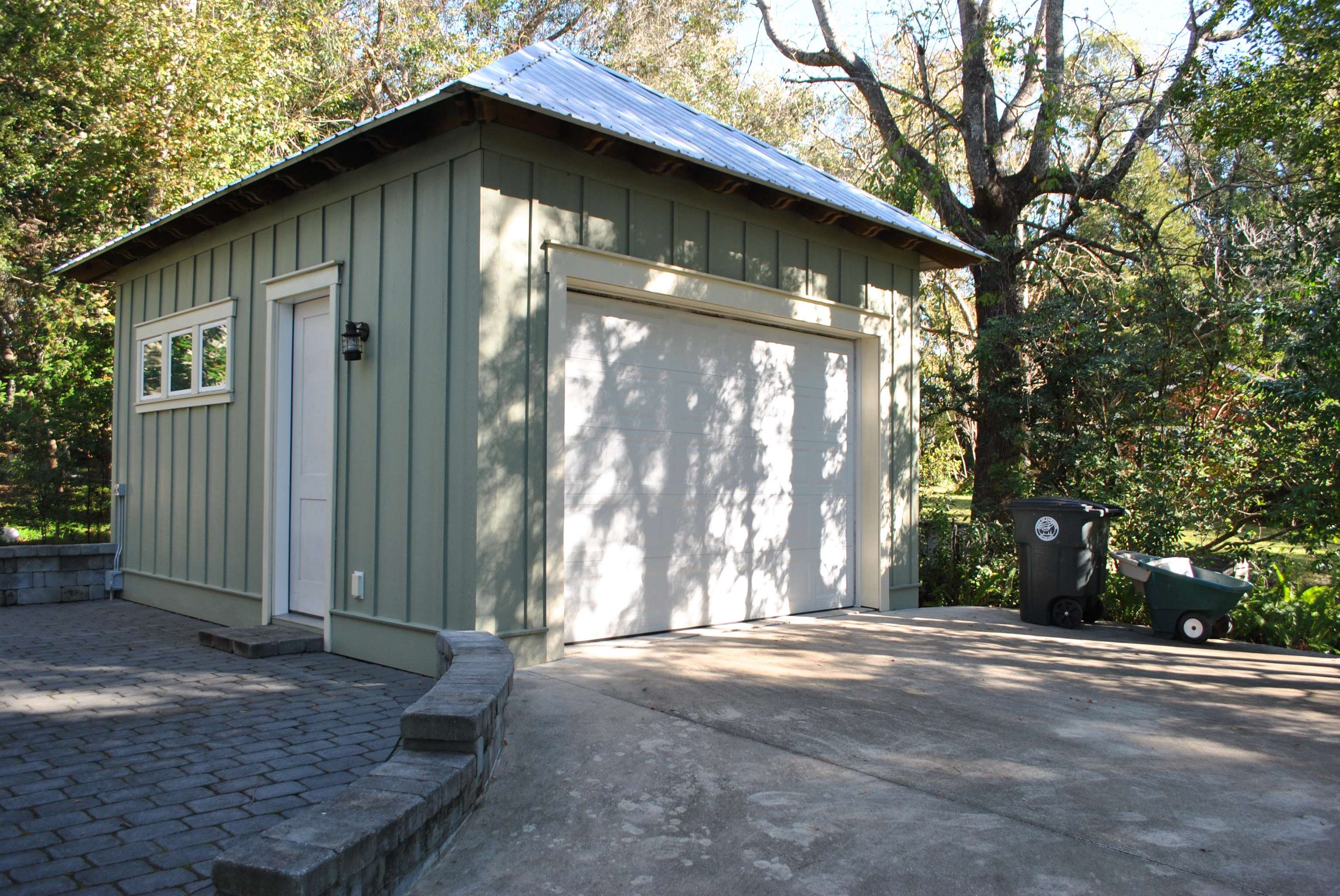 161 Ettle Street Fairhope, AL 36532 - Photo 5 of 34 Garage