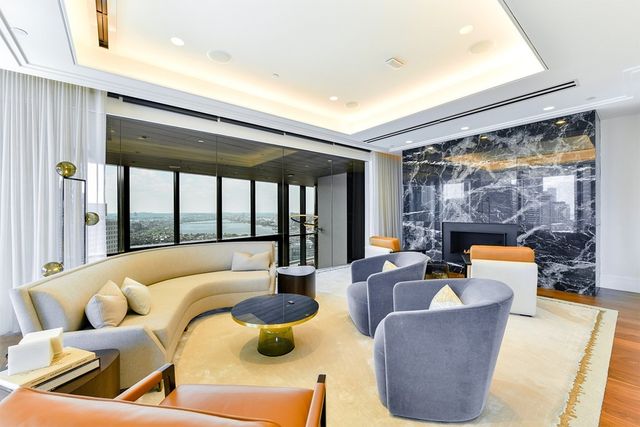 $3,250,000 | 110 Sudbury Street, Unit 3905, Boston, MA 02114