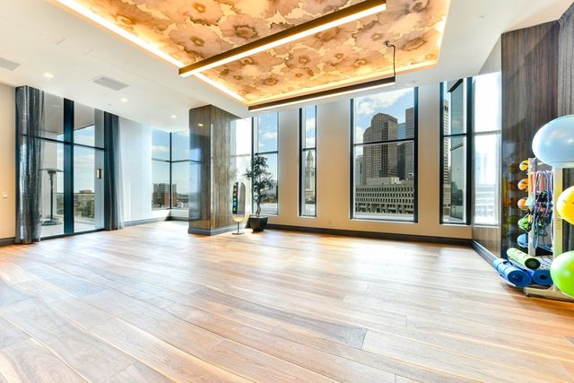$3,250,000 | 110 Sudbury Street, Unit 3905, Boston, MA 02114
