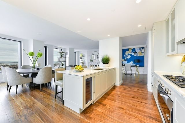 $3,250,000 | 110 Sudbury Street, Unit 3905, Boston, MA 02114