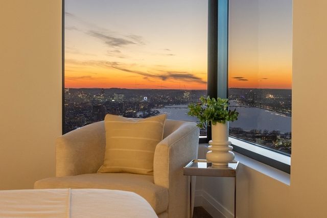 $3,250,000 | 110 Sudbury Street, Unit 3905, Boston, MA 02114