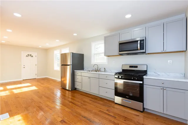 $379,900 | 45 Tourtelot Avenue, Warwick, RI 02886