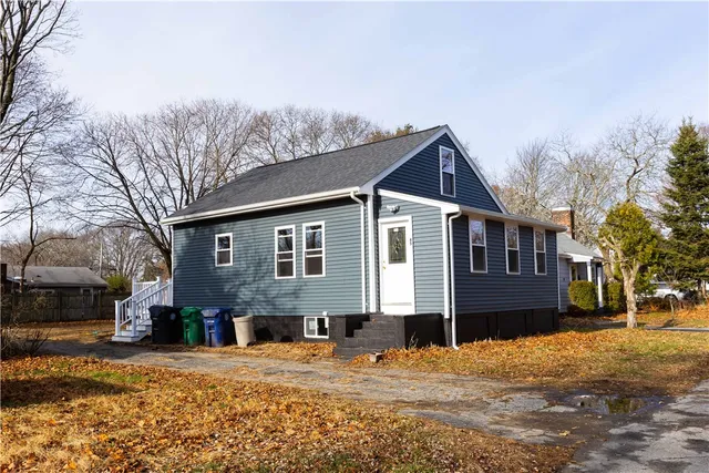 $379,900 | 45 Tourtelot Avenue, Warwick, RI 02886