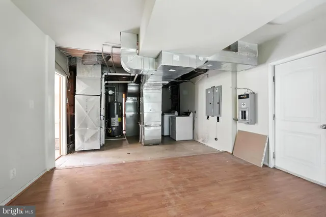 a view of livingroom with natural light