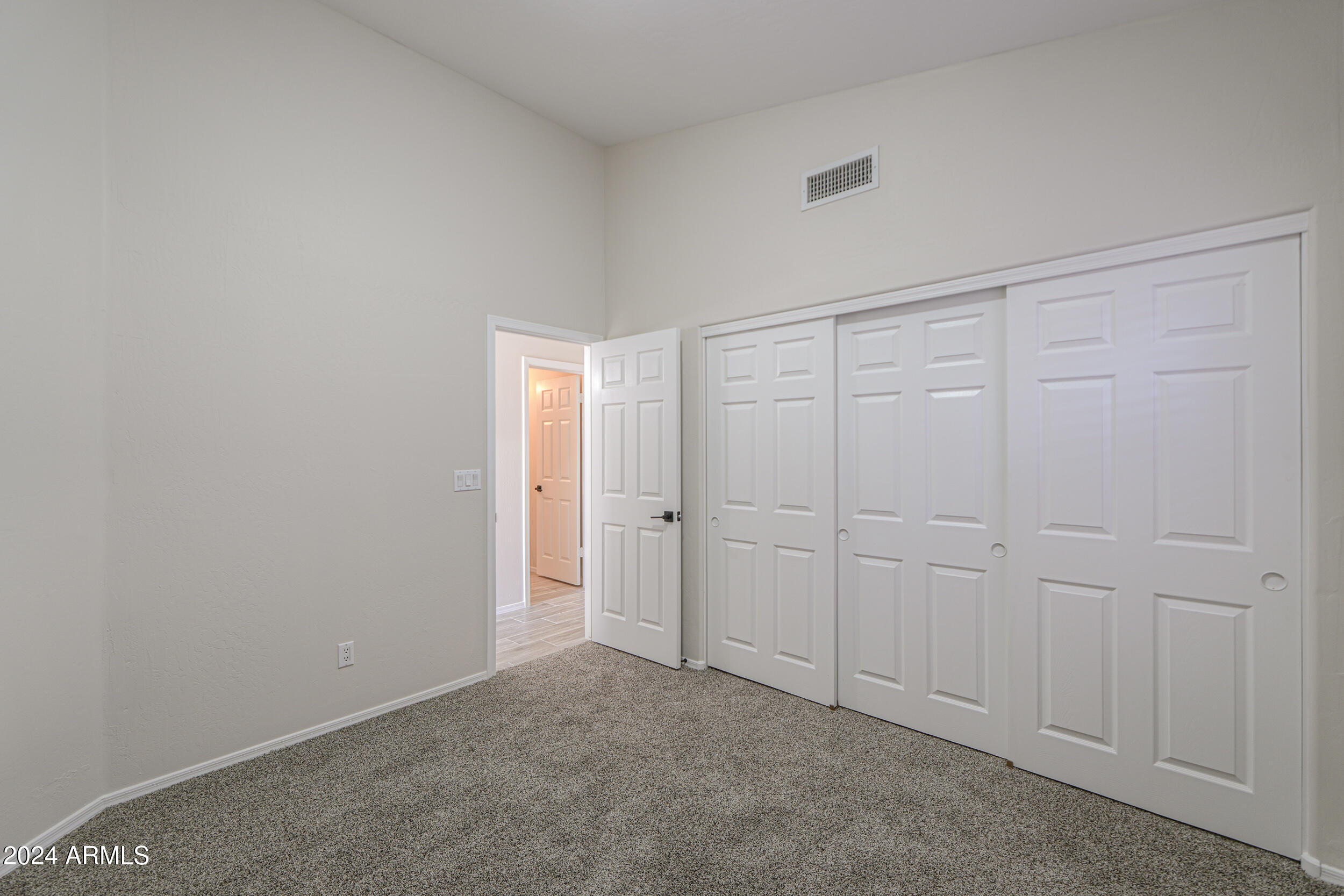 1225 East Redfield Road Phoenix, AZ 85022 - Photo 26 of 49 26