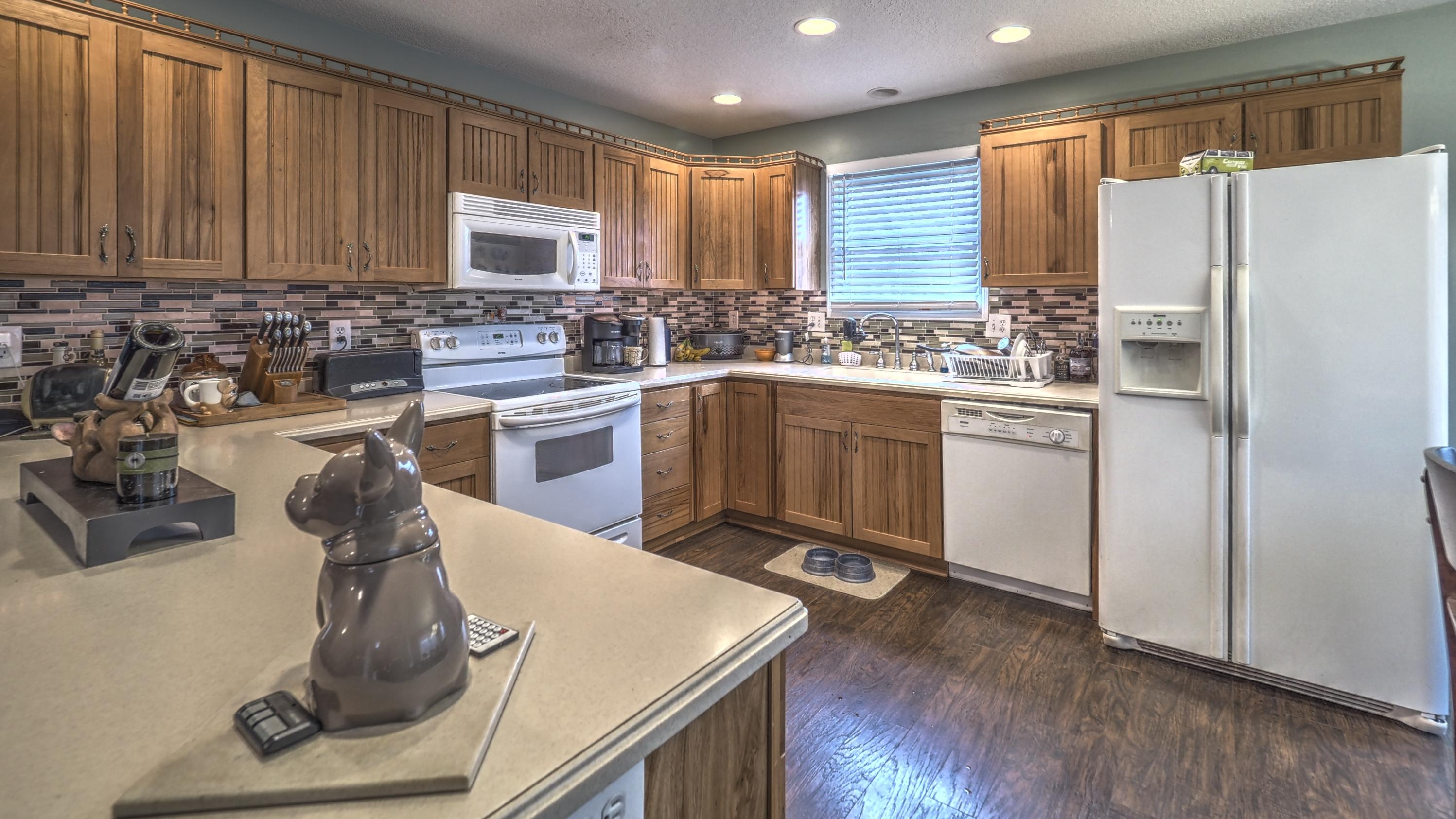 116 Long Hollow Road Clinton, TN 37716 - Photo 8 of 14 P1230053_4_5_6_7_Optimizer