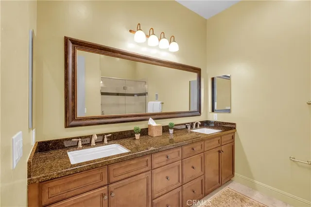 $8,250,000 | 1990 East 46th, Shandon, CA 93461