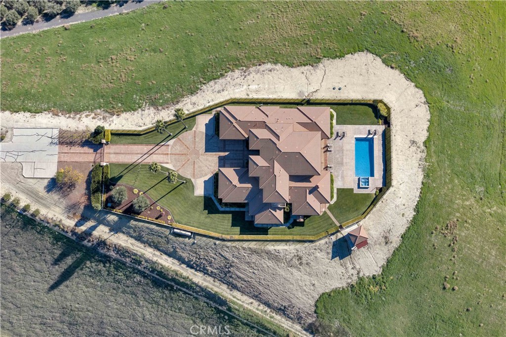 1990 East 46th Shandon, CA 93461 - Photo 42 of 70 an aerial view of a house with a yard