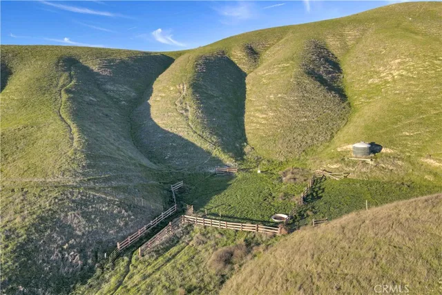 $8,250,000 | 1990 East 46th, Shandon, CA 93461