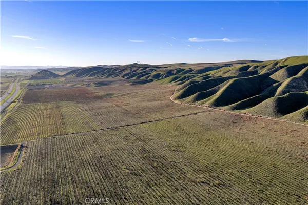 $8,250,000 | 1990 East 46th, Shandon, CA 93461