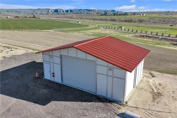 $8,250,000 | 1990 East 46th, Shandon, CA 93461